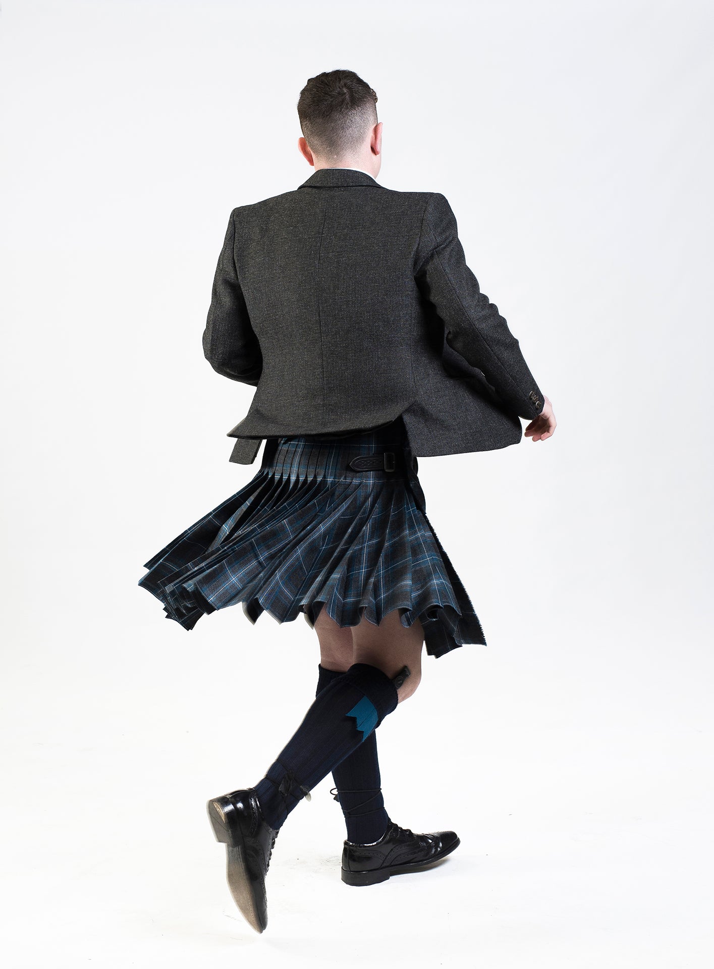 Hebridean Hoolie / Charcoal Lovat Hire Outfit