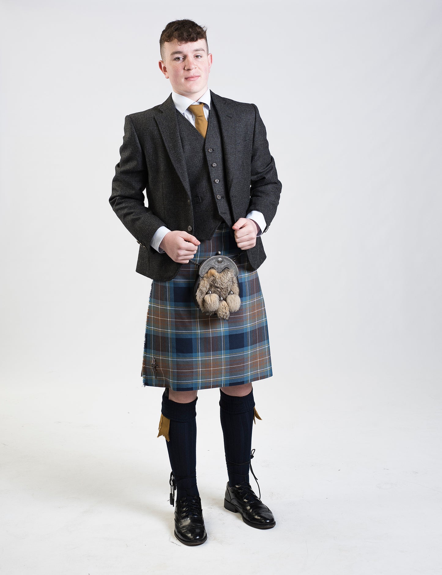 Holyrood / Charcoal Lovat Hire Outfit